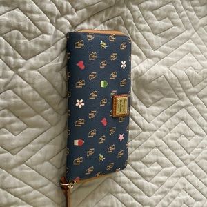 Dooney and Bourke Wristlet